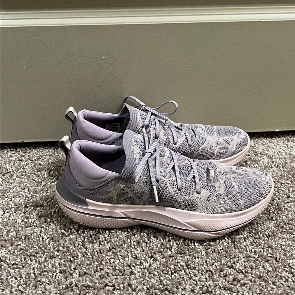 Sorel athletic shoes Purple 9.5